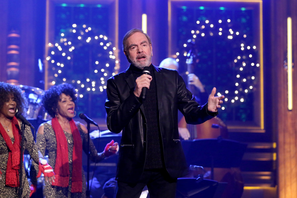 THE TONIGHT SHOW STARRING JIMMY FALLON -- Episode 0580 -- Pictured: Musical guest Neil Diamond performs on November 29, 2016 -- (Photo by: Andrew Lipovsky/NBC)