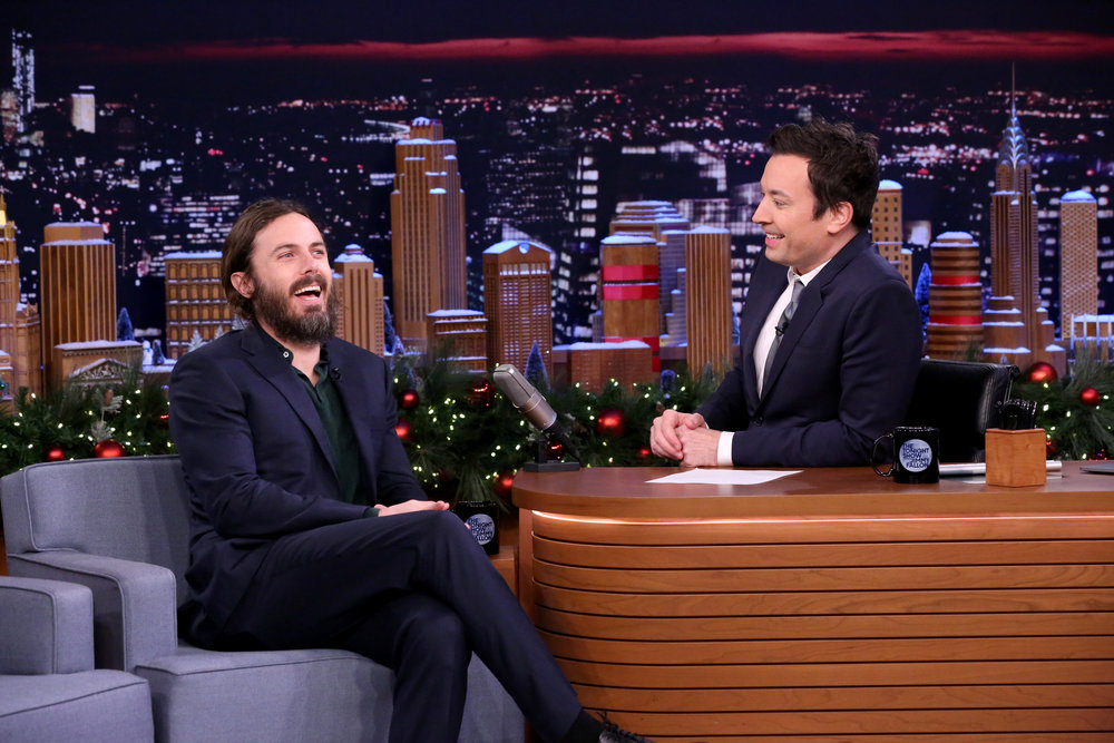 THE TONIGHT SHOW STARRING JIMMY FALLON -- Episode 0592 -- Pictured: (l-r) Actor Casey Affleck during an interview with host Jimmy Fallon on December 15, 2016 -- (Photo by: Andrew Lipovsky/NBC)