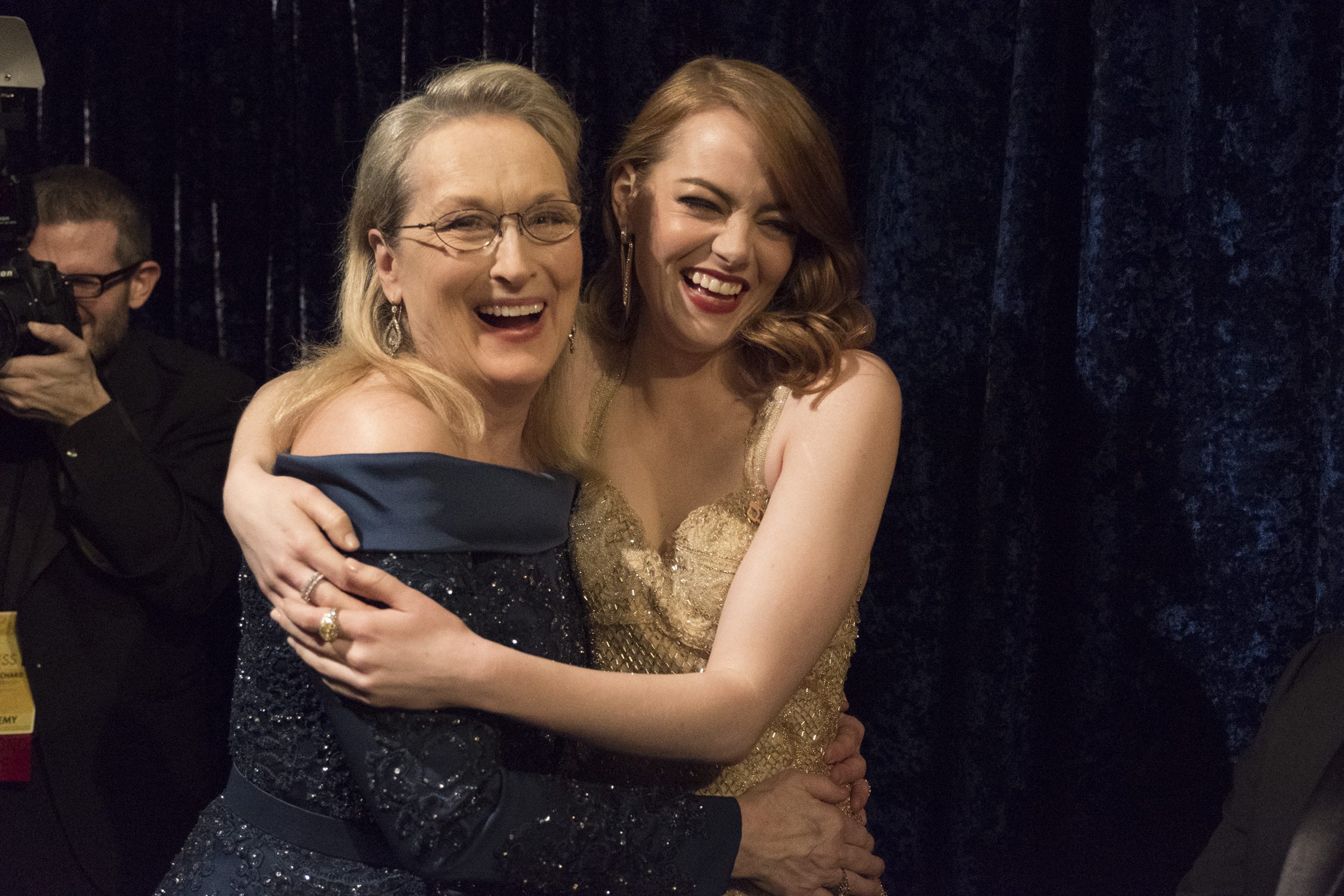 THE OSCARS(r) - The 89th Oscars(r)  broadcasts live on Oscar(r) SUNDAY, FEBRUARY 26, 2017, on the ABC Television Network. (ABC/Adam Rose) MERYL STREEP, EMMA STONE