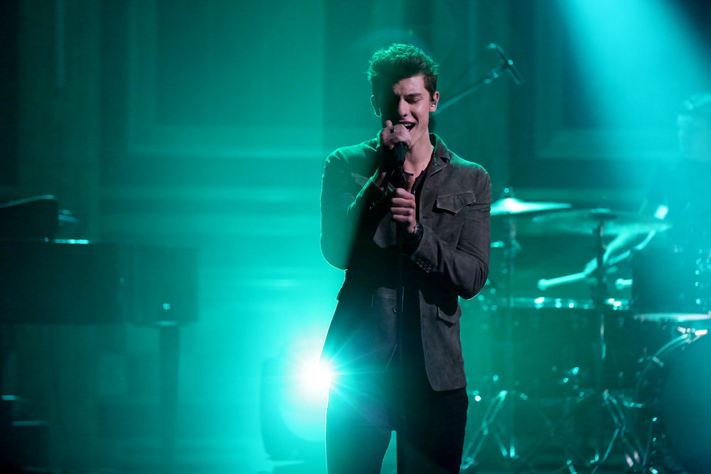 Shawn Mendes' "Mercy" enters the Top 5 at Hot AC radio | Photo: Andrew Lipovsky/NBC